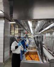 Help WCK Provide Meals to Frontline Staff in India