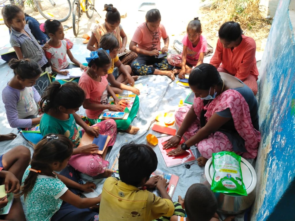 Daily snack & education to 140 children in India