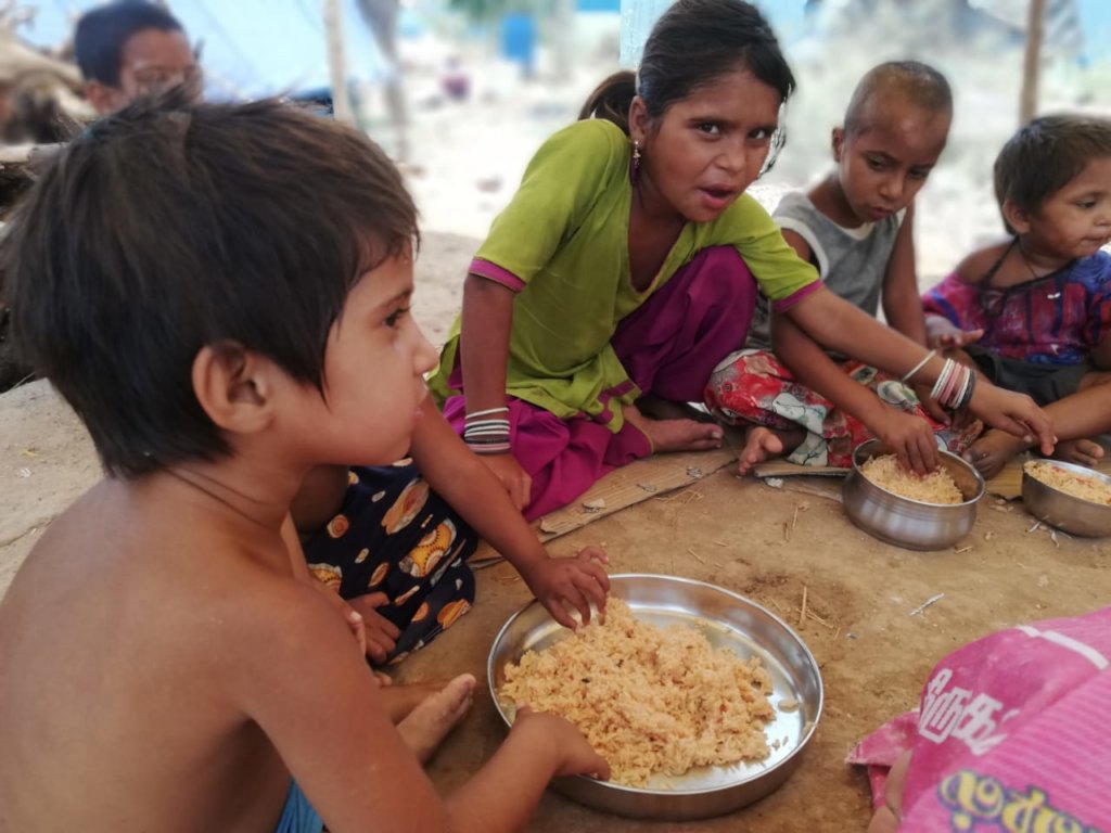 Daily snack & education to 140 children in India