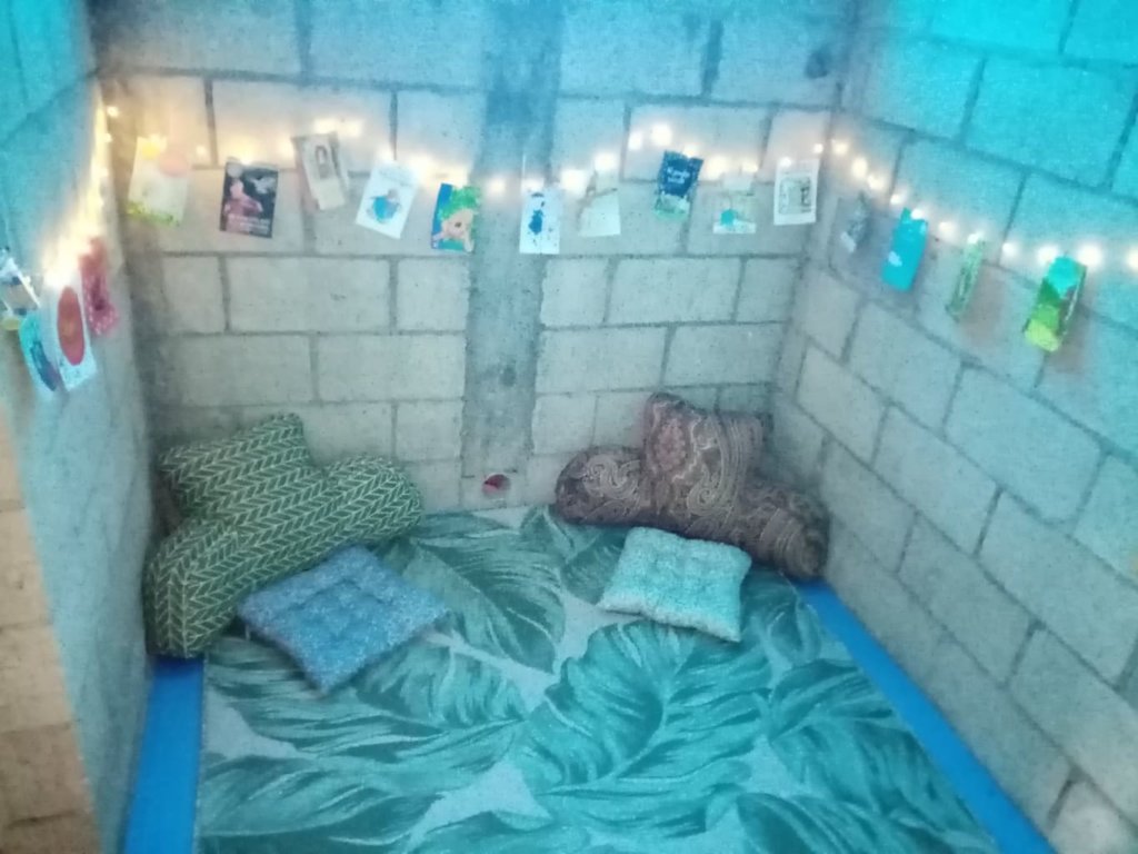 Share the joy of reading with a Guatemalan child