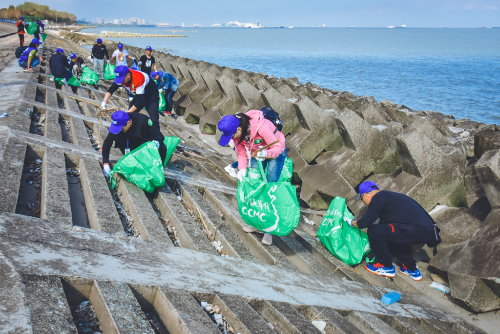 Coastal Cleanup in China