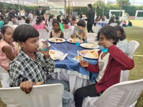 We enjoyed a Christmas feast - Indian style