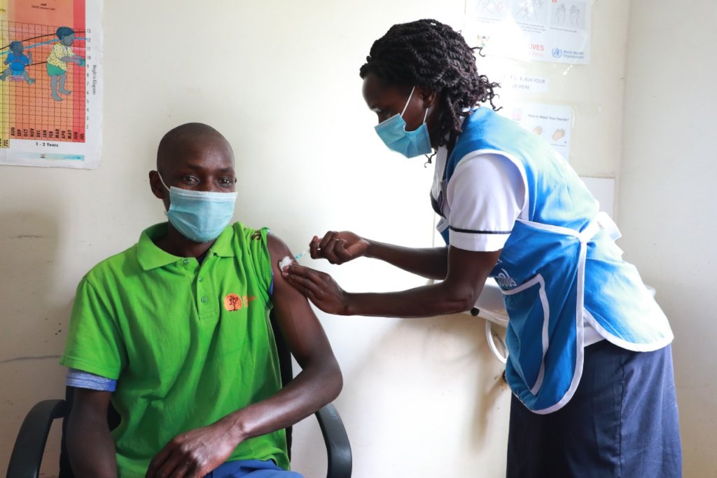 Support Covid-19 vaccine programme in rural Kenya