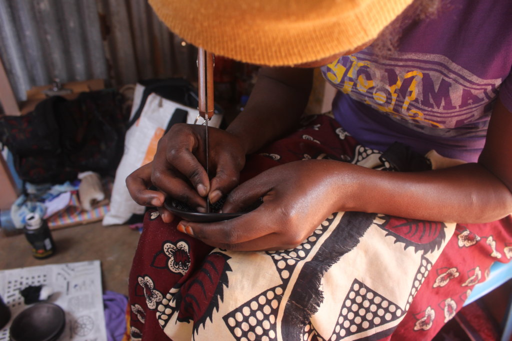 Change the world 1 woman at a time - India & Kenya