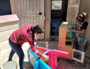 Sanitizing toys
