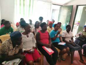 Young Mothers during a training.