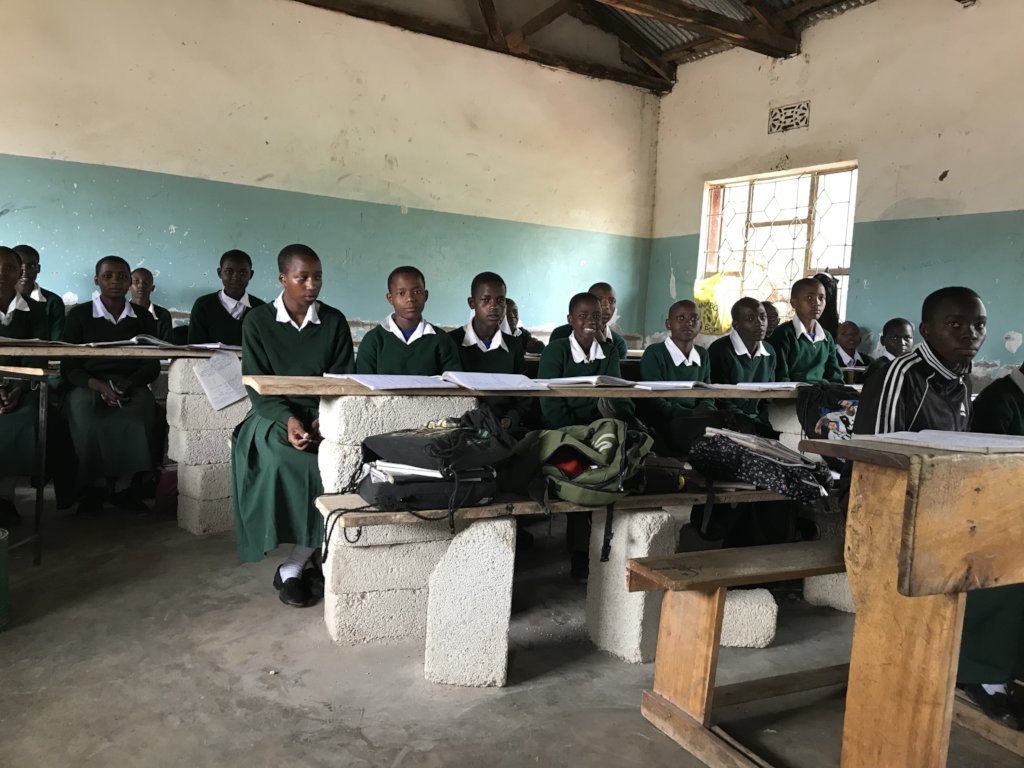 Improve 385 Tanzanian pupils' quality of education