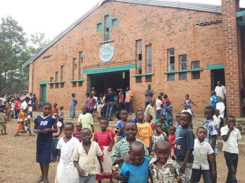 Help the victims of volcano eruption in DR Congo