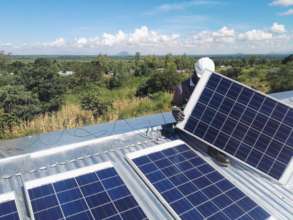 Solar powered e-learning center