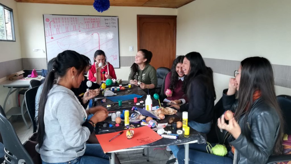 Help 300 low-income girls escape from poverty trap