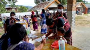 Masks distribution to local churches