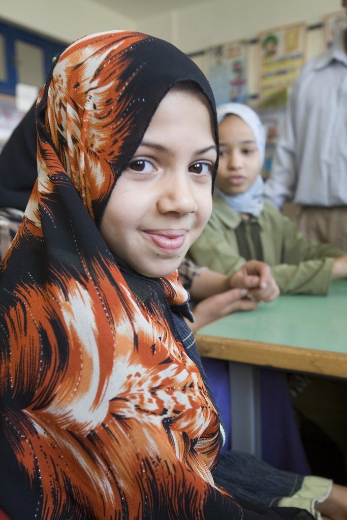 Use technology to improve education in Egypt