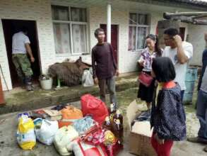 Lilian in a volunteer event to help rural girls