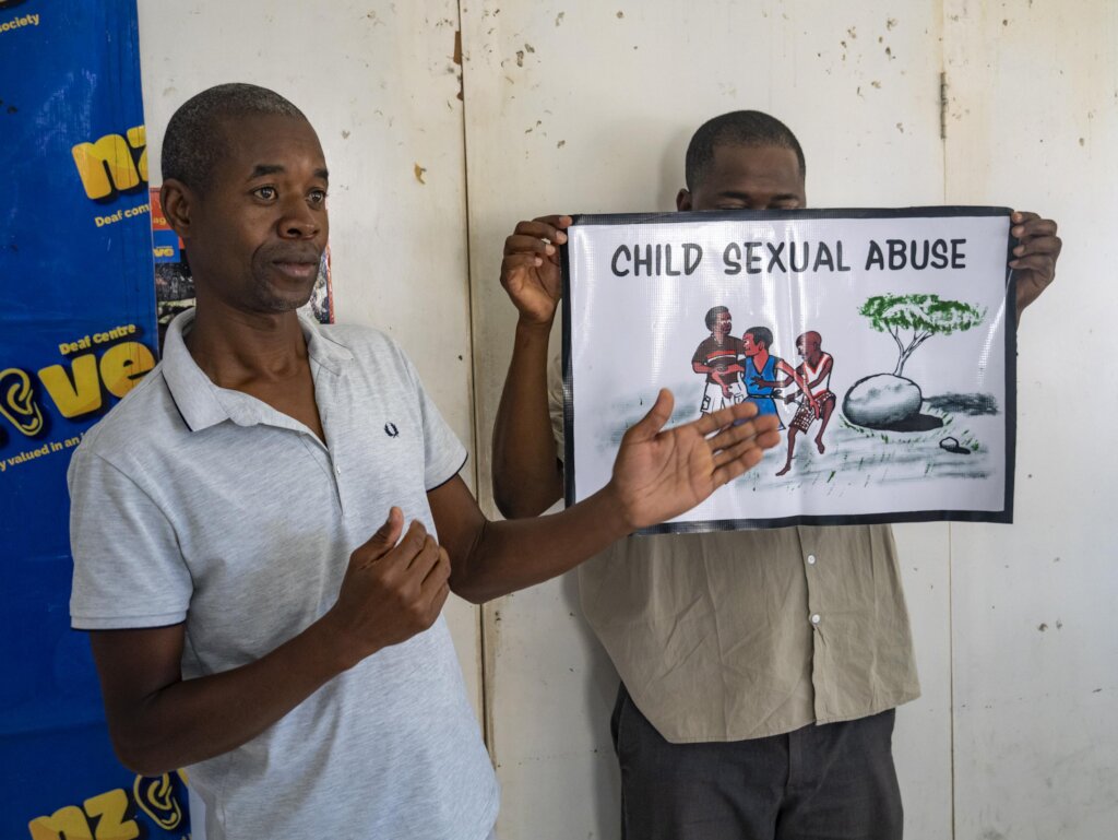 Training leaders in Zimbabwe's Deaf Community