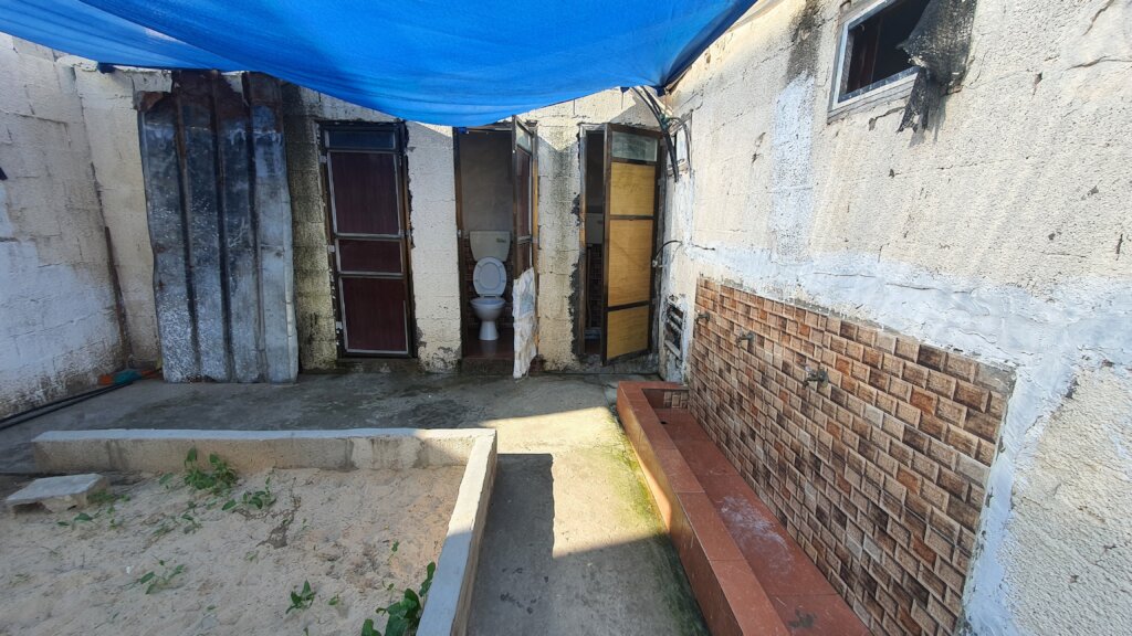 "Give the Gift of Life" Water to Schools in Gaza