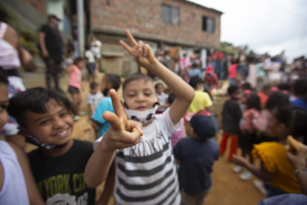 Feed, House & Educate Colombia's Most Vulnerable