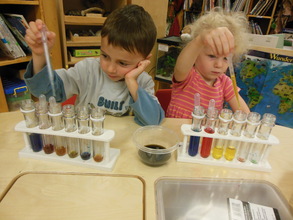 Science Table: Mixing Colors