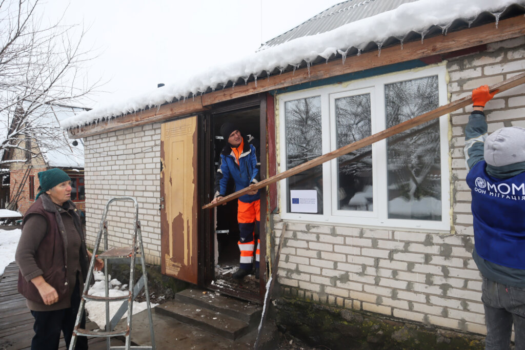 Support Migrants in Crisis this Winter Season