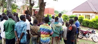 Mr. Stephen Rubanga addressing farmers