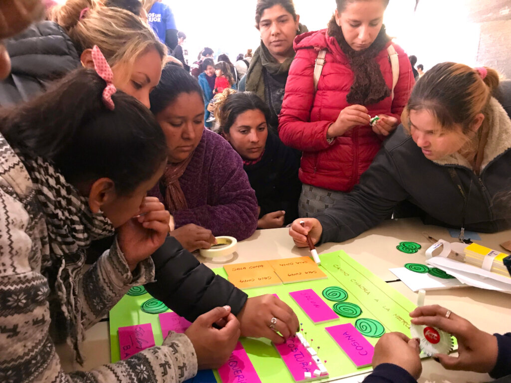 Empowering 300 underserved women in Cordoba