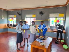 Pupils decorating before inauguration