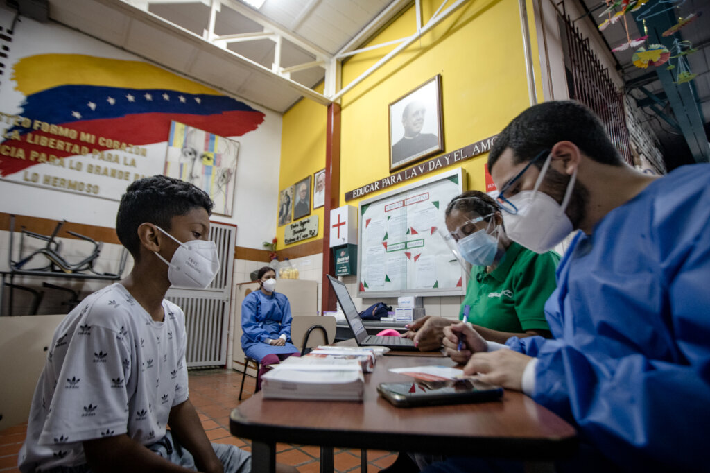 VENEZUELA: EDUCATE-HEAL-FEED 400 KIDS AND COVID-19