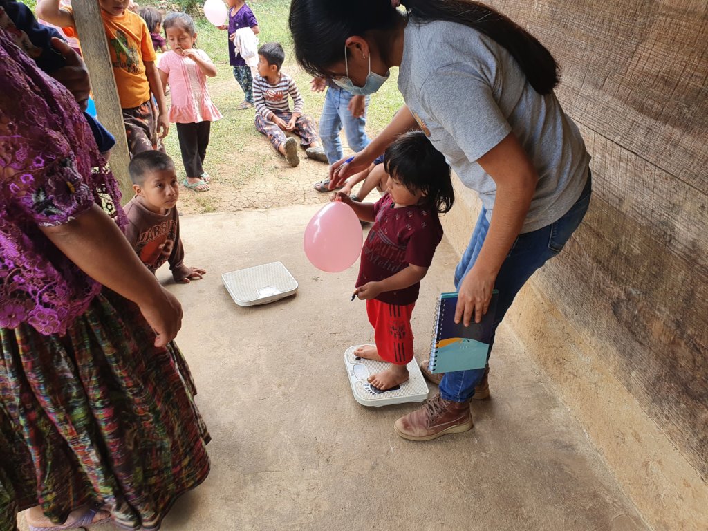 Feed & Heal 100 malnourished children in Guatemala