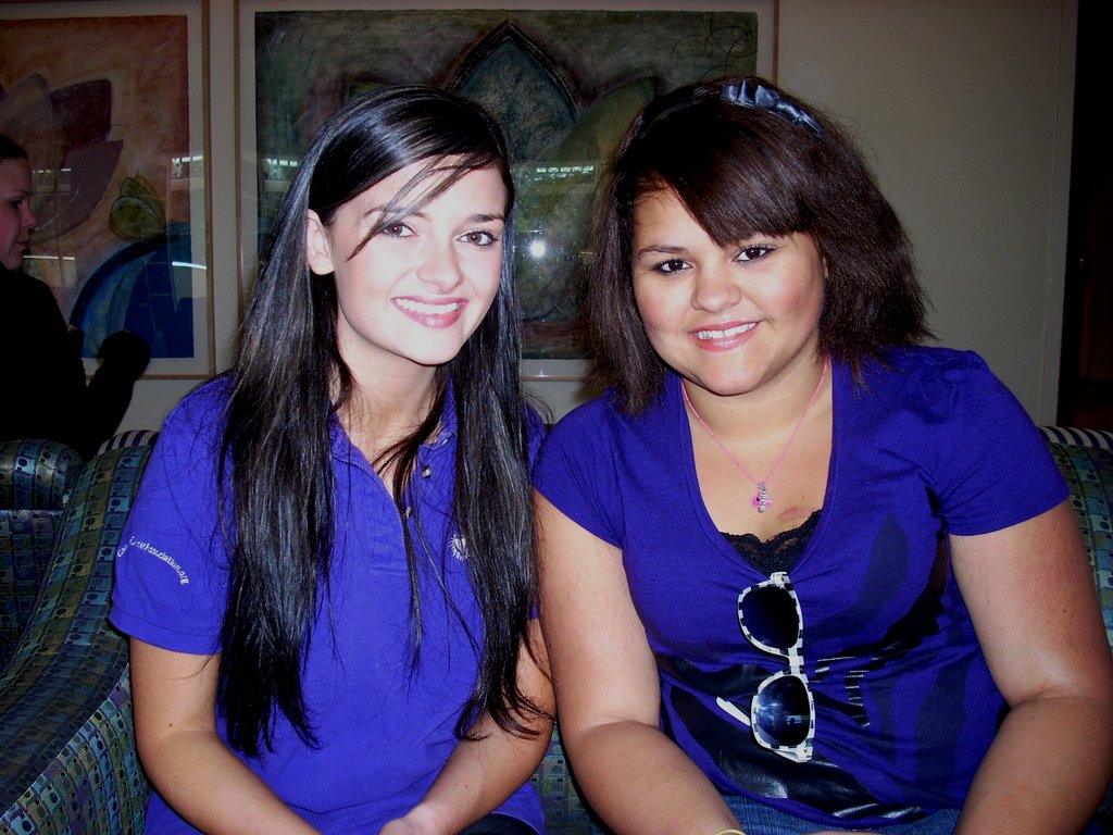Chemo Pal Amanda (left) with Caitlyn