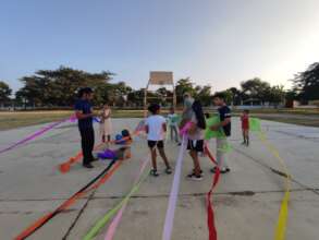 Kites with long tails