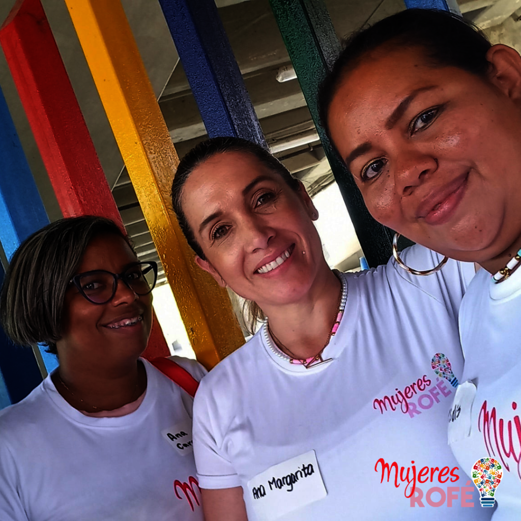 Arilidys Alvarino and Ana Olmos, Mujeres ROFE