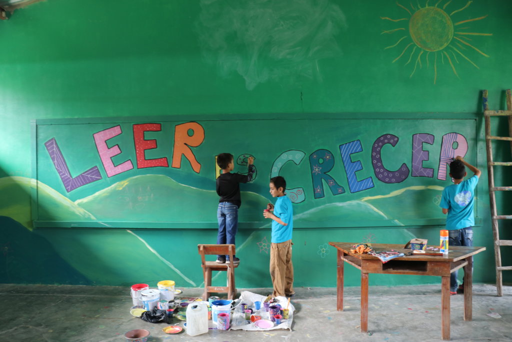 Youth Centre for 100+ Young Leaders in Honduras