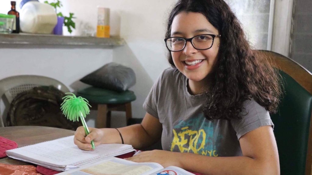 Youth Centre for 100+ Young Leaders in Honduras