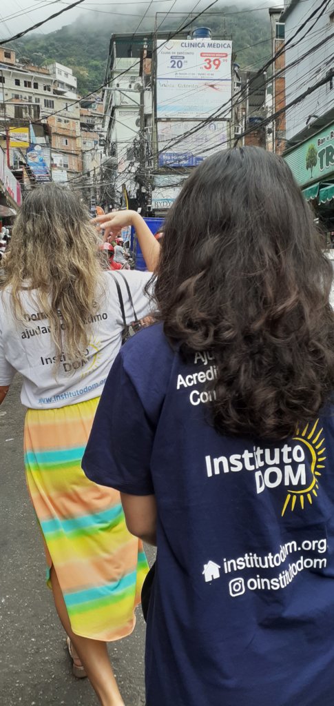 Give 30 Poor Mothers in Rio an Income Opportunity