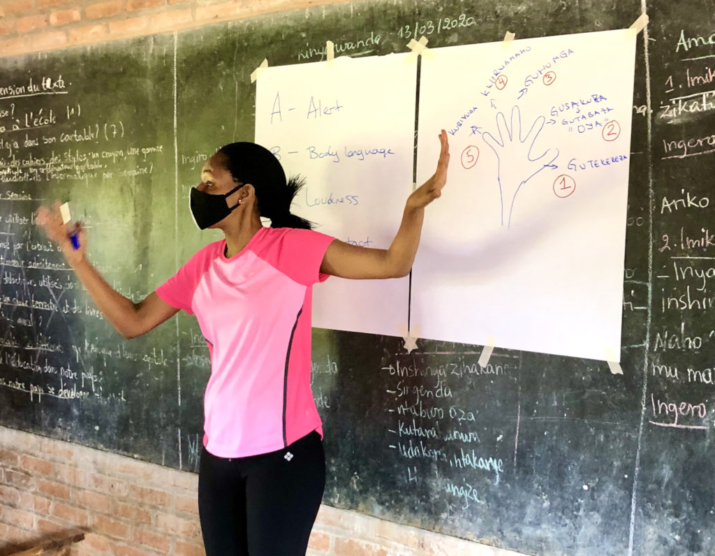 Support 30 girls to break the cycle of violence