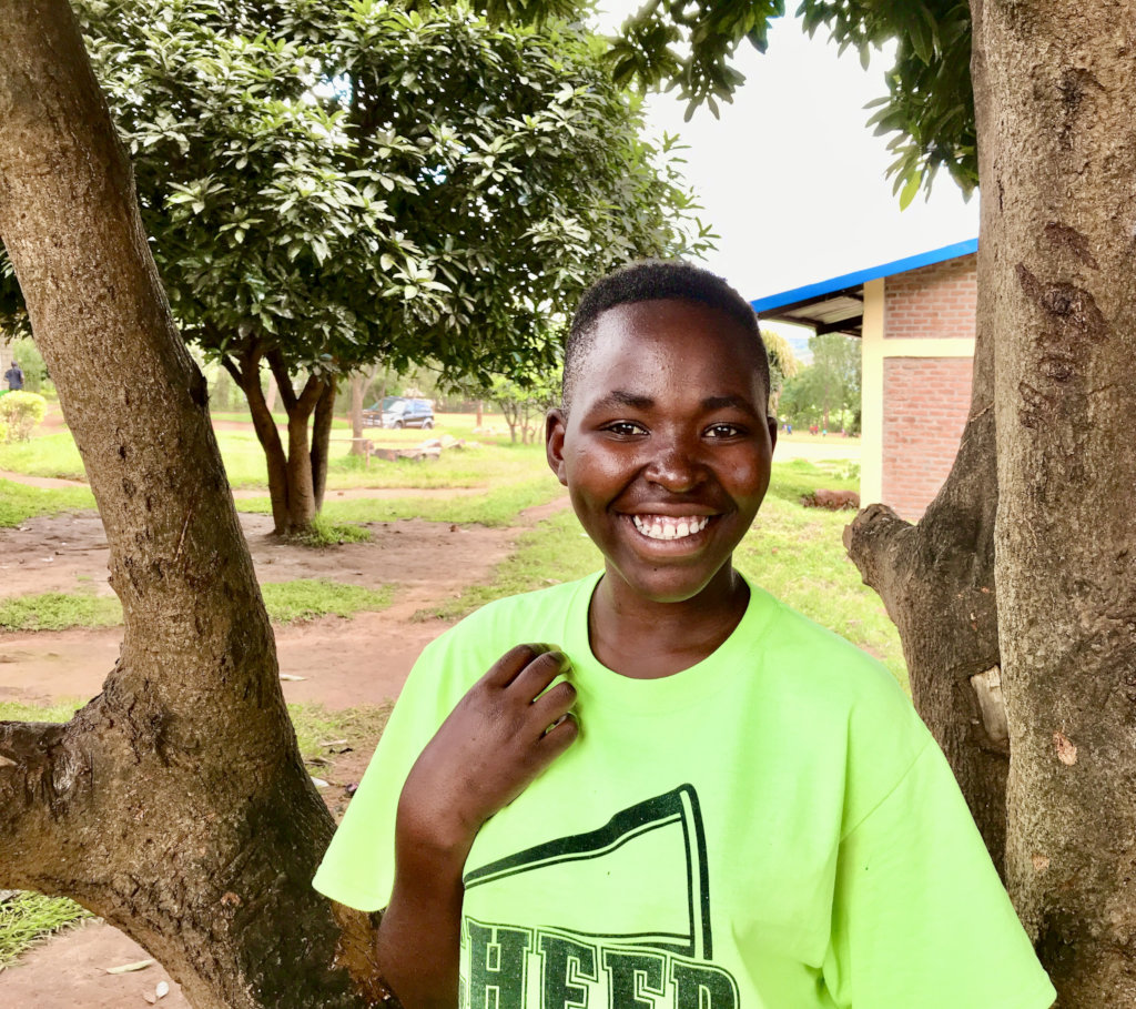 Support 30 girls to break the cycle of violence