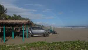 VEHICLE FOR FIELD WORK