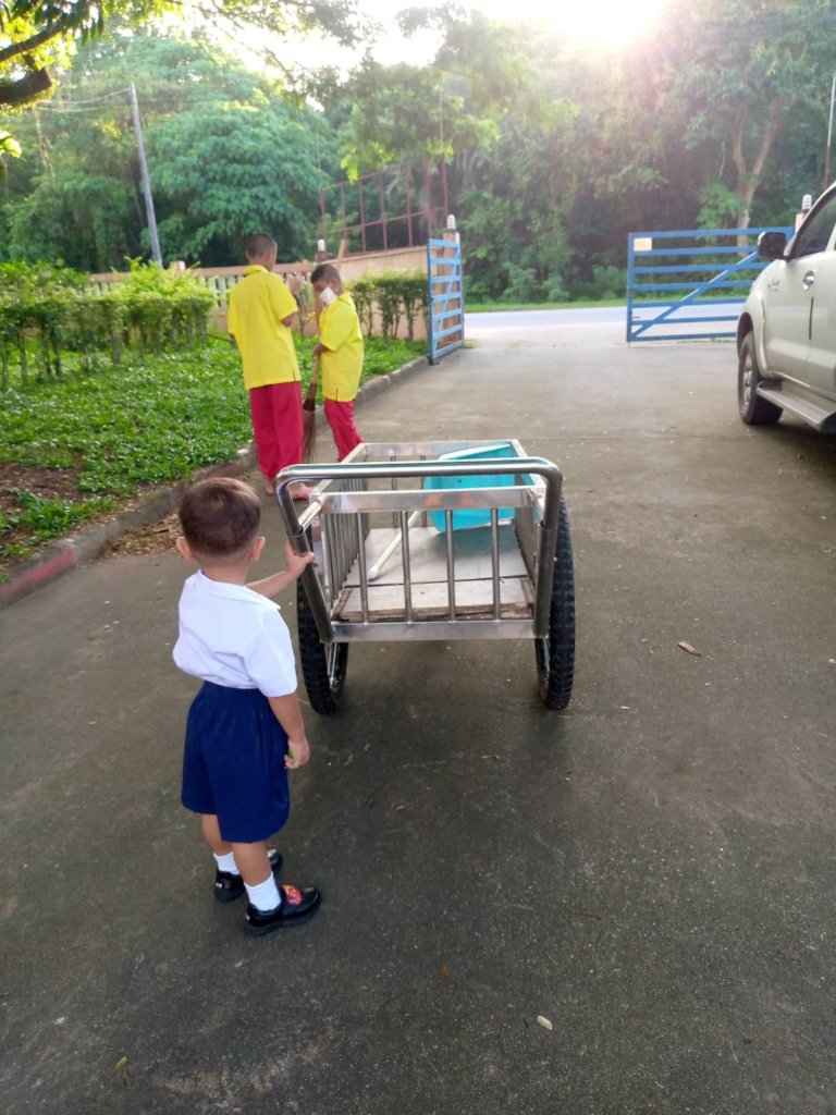 Helping our HIV+ Thai Children complete school