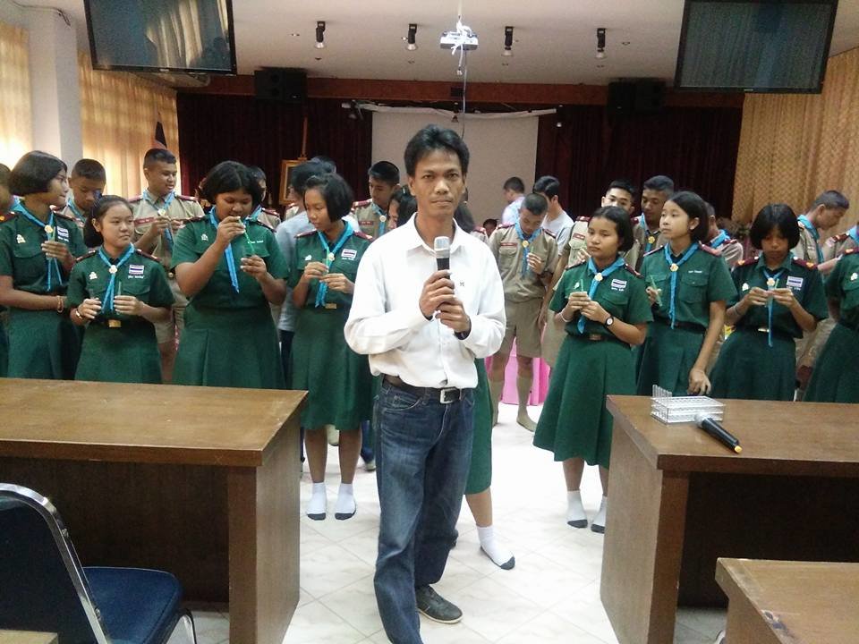 Helping our HIV+ Thai Children complete school