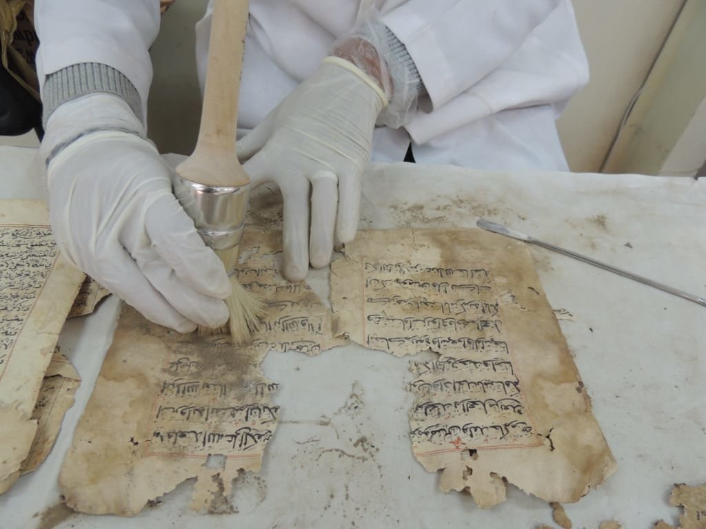 Preservation (30) ancient and rare Yemeni