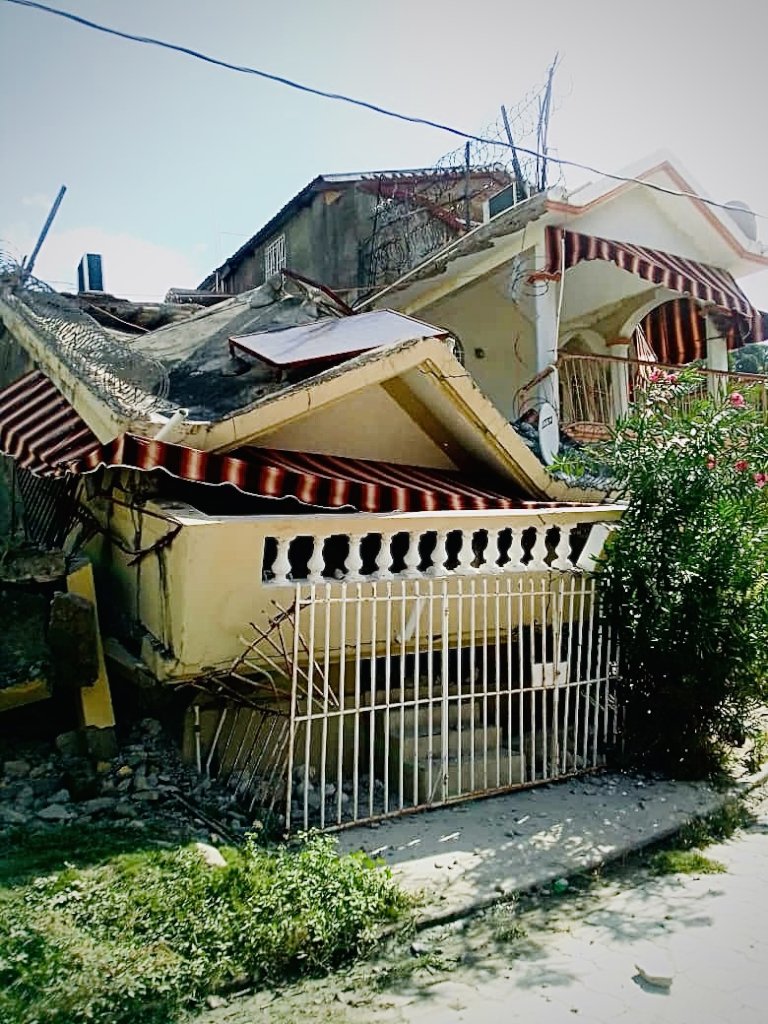 UN Migration Relief for Haiti Earthquake Survivors