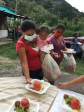 Meals and baskets at the same time for the family