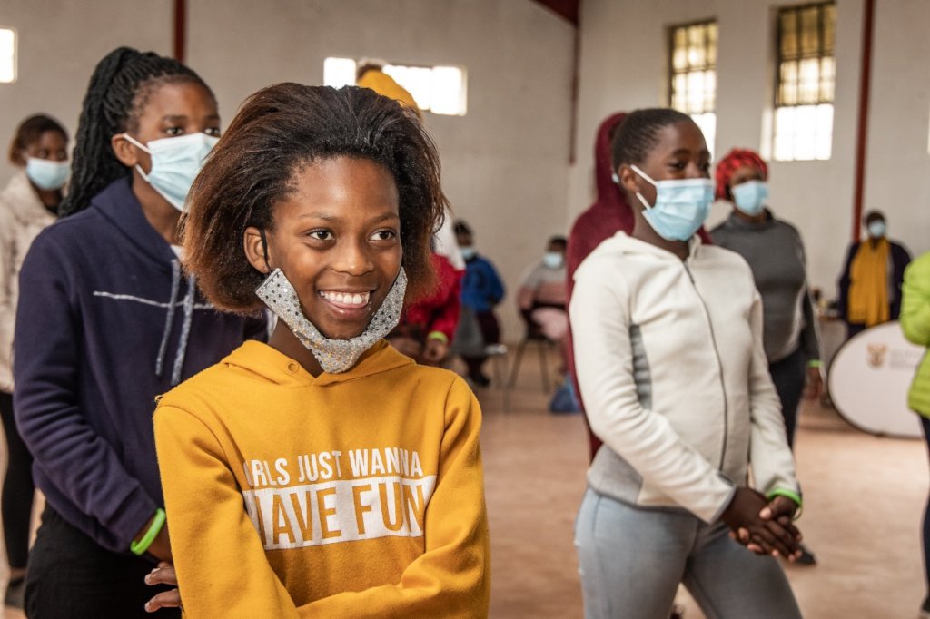 Help 5000+ villagers get internet in South Africa