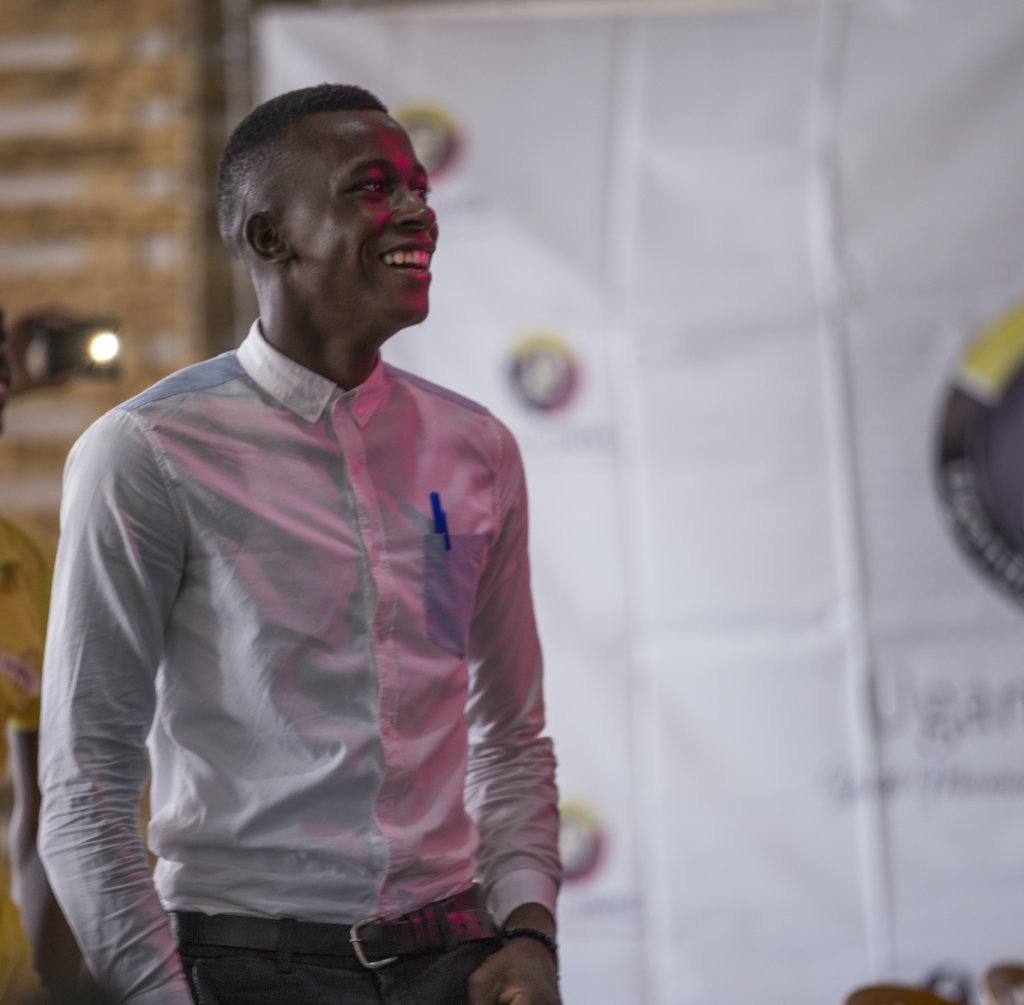 Train 700 Youth to become Builders of Peace.