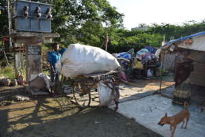 Living atmosphere of waste pickers family