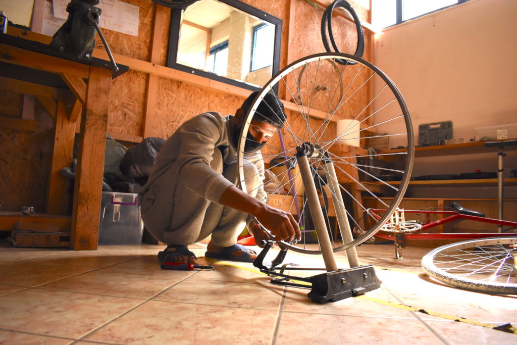 Support refugee resilience and empower makers