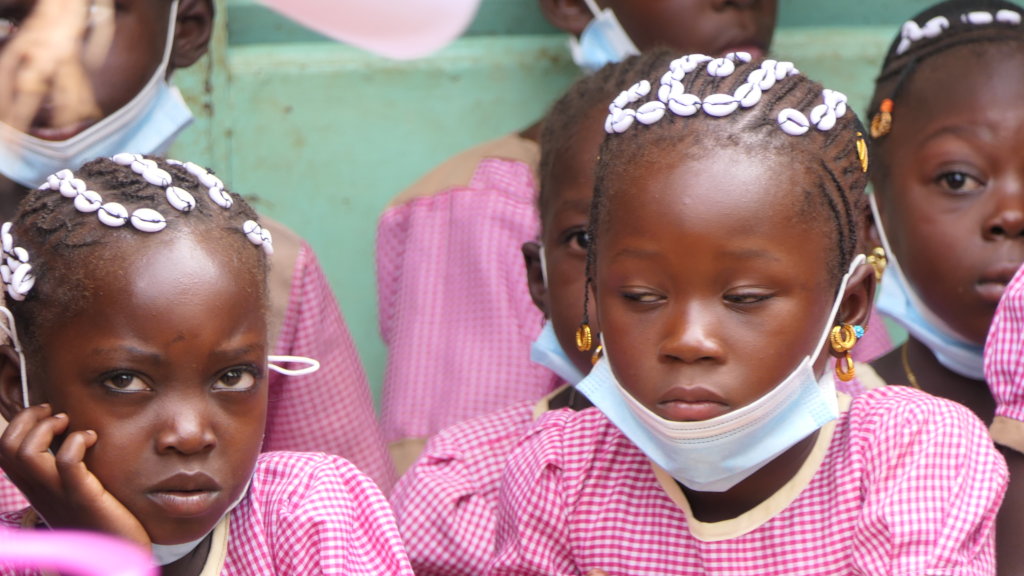 Help provide books to 300 children