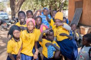 2nd grade student lores