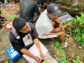Teenagers keenly listening the FLiC facilitator
