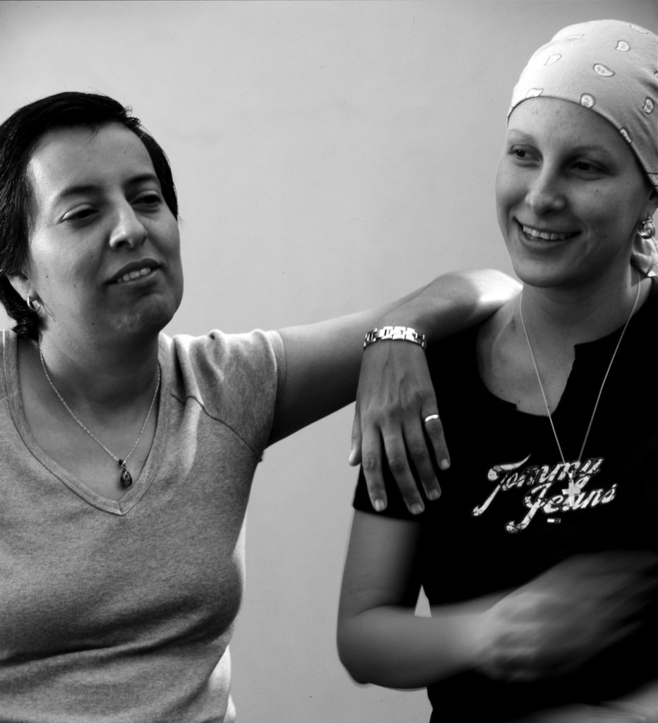 "En route to Life" Mexicans get cancer care