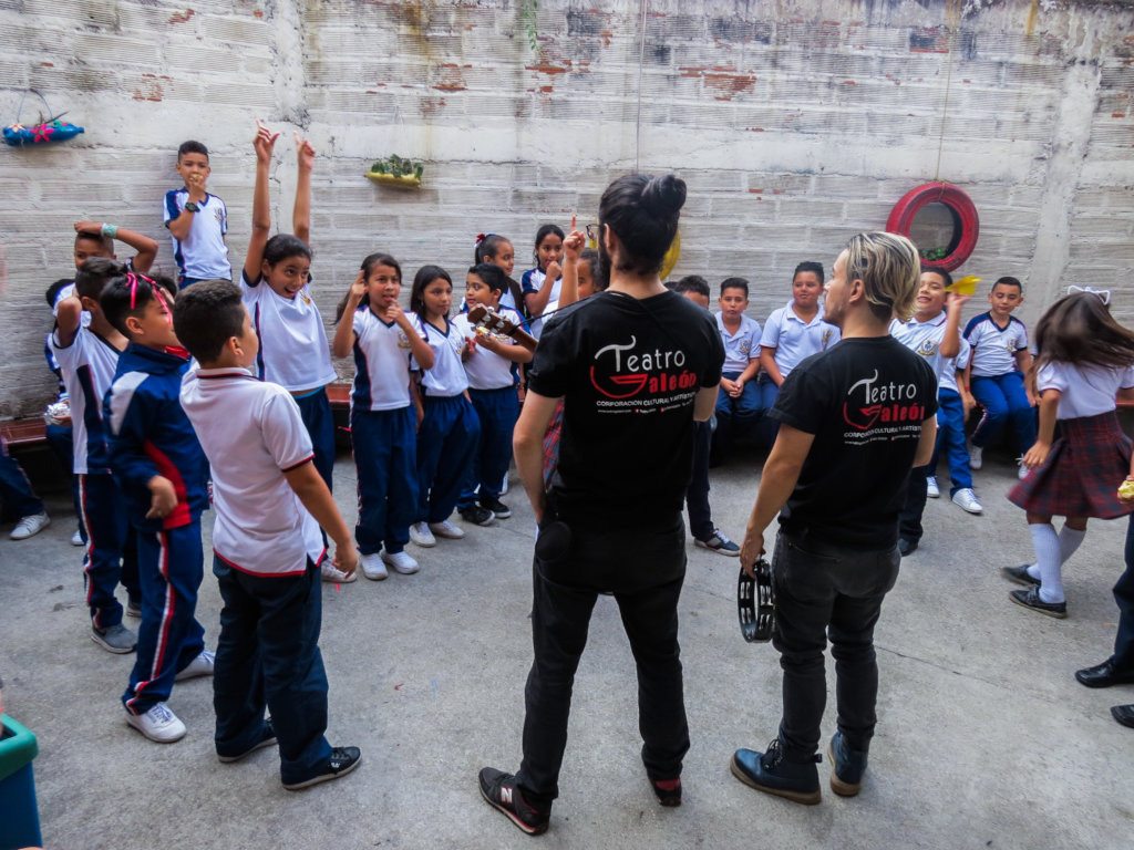 Art: transforming tool in 250 Colombian Children